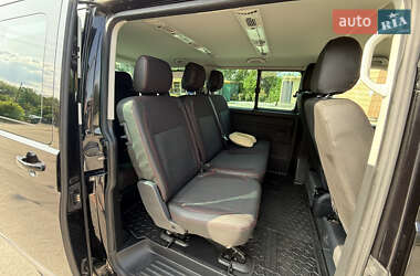 Минивэн Volkswagen Transporter 2017 в 