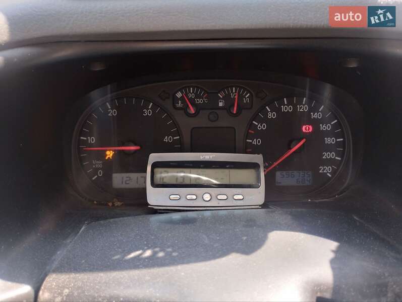 Мінівен Volkswagen Transporter 2000 в Львові