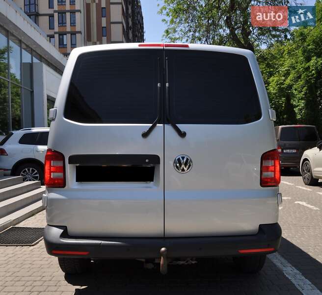 Грузовой фургон Volkswagen Transporter 2015 в Одессе