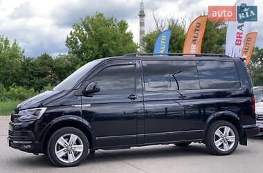 Минивэн Volkswagen Transporter 2017 в 