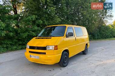 Мінівен Volkswagen Transporter 2000 в Кореці