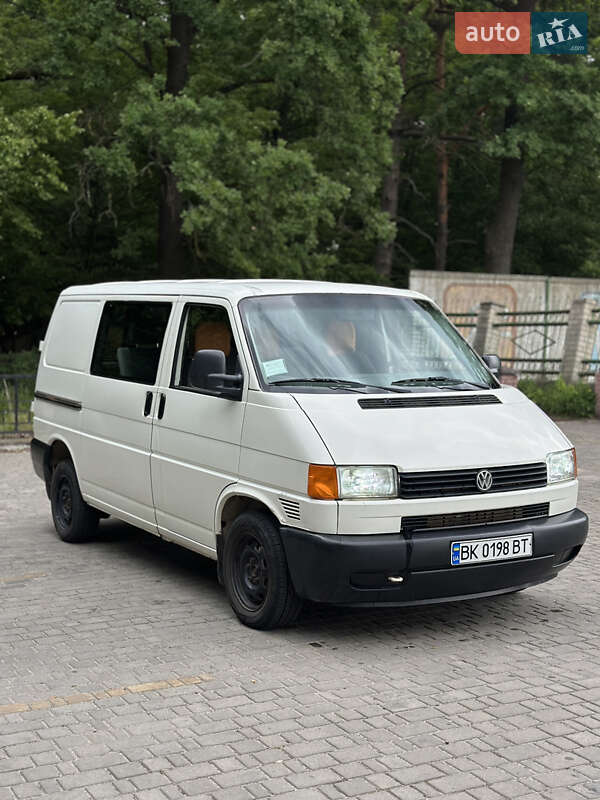 Минивэн Volkswagen Transporter 1997 в Владимирце