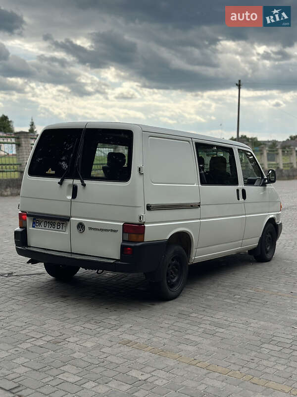 Минивэн Volkswagen Transporter 1997 в Владимирце