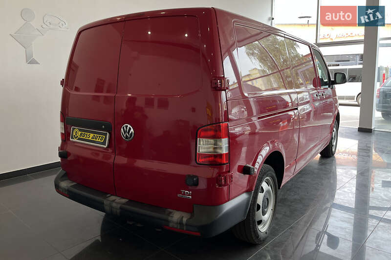 Грузовой фургон Volkswagen Transporter 2013 в Шептицькому