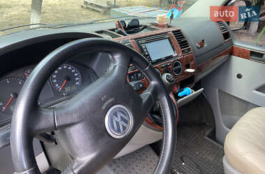 Минивэн Volkswagen Transporter 2006 в 