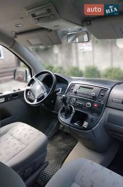Минивэн Volkswagen Transporter 2004 в 