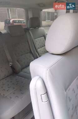 Минивэн Volkswagen Transporter 2004 в 