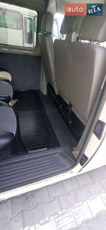 Минивэн Volkswagen Transporter 2005 в Виннице