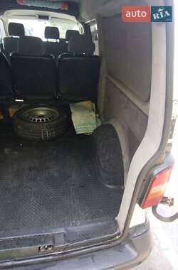 Минивэн Volkswagen Transporter 2005 в 