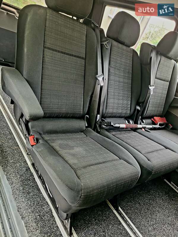 Мінівен Volkswagen Transporter 2005 в Богдані