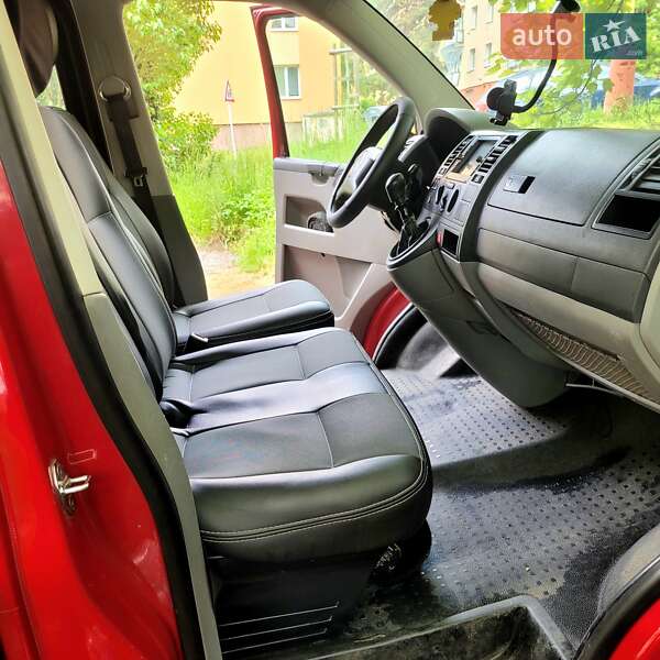 Мінівен Volkswagen Transporter 2005 в Богдані