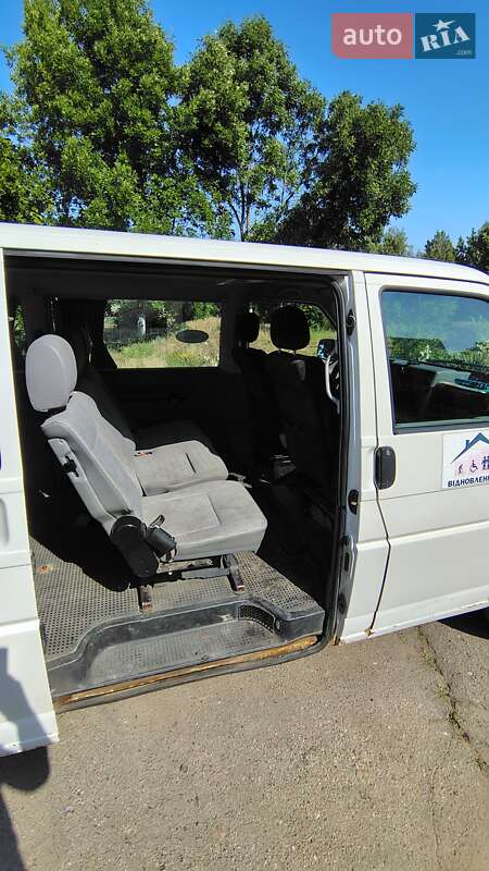 Микроавтобус Volkswagen Transporter 2002 в Николаеве