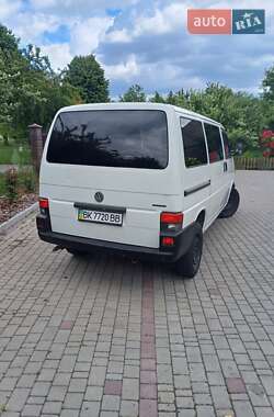 Минивэн Volkswagen Transporter 2000 в 