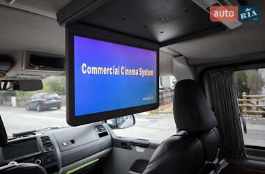 Минивэн Volkswagen Transporter 2012 в 