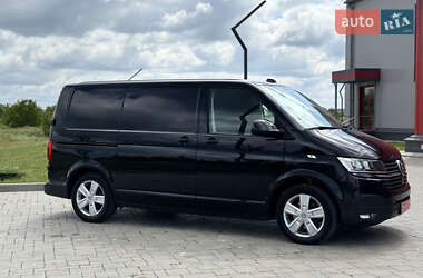 Грузовой фургон Volkswagen Transporter 2022 в 