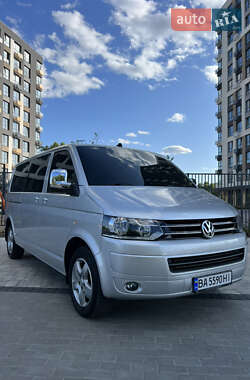 Минивэн Volkswagen Transporter 2009 в 