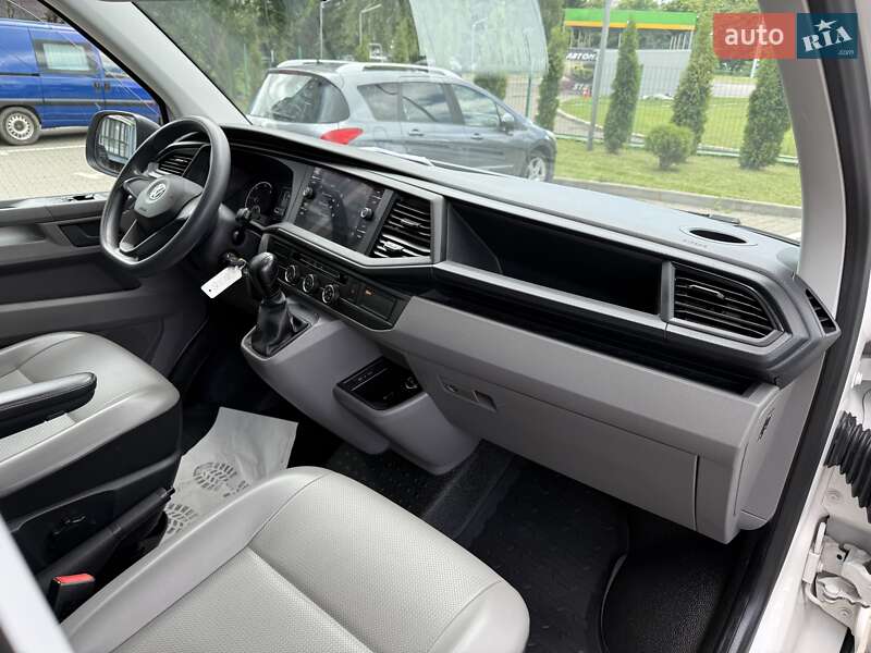 Минивэн Volkswagen Transporter 2020 в Луцке