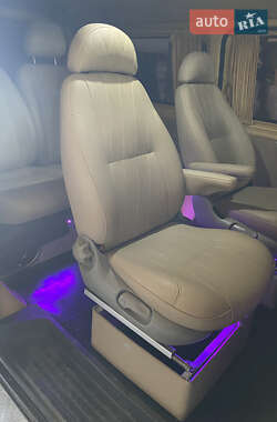 Минивэн Volkswagen Transporter 2006 в 
