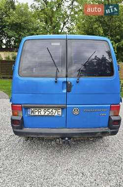 Минивэн Volkswagen Transporter 2002 в 