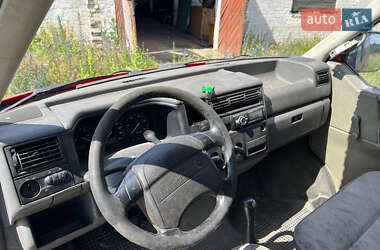 Минивэн Volkswagen Transporter 1997 в 
