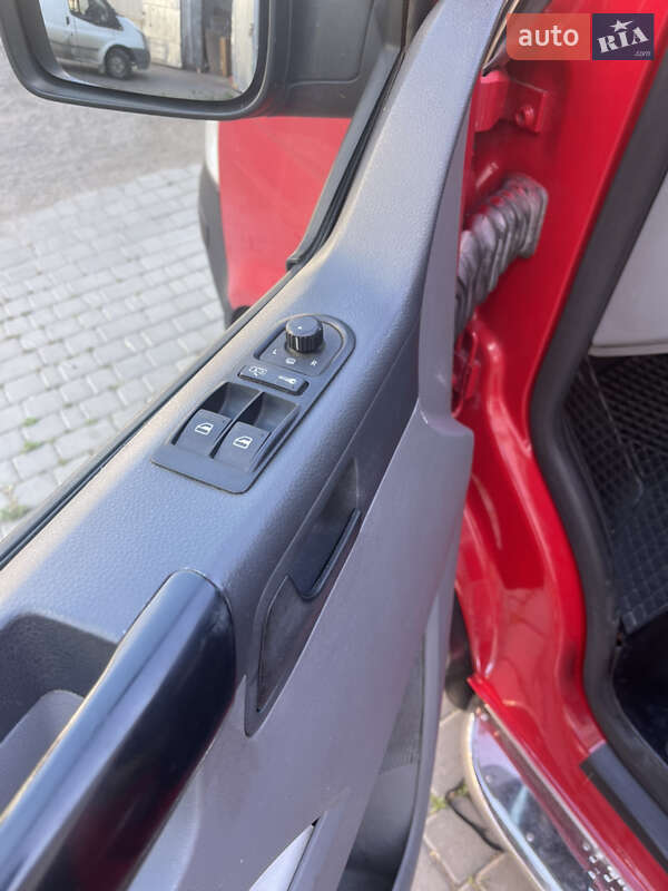 Минивэн Volkswagen Transporter 2007 в Одессе фото 15 Минивэн Volkswagen Transporter 2007 в Одессе