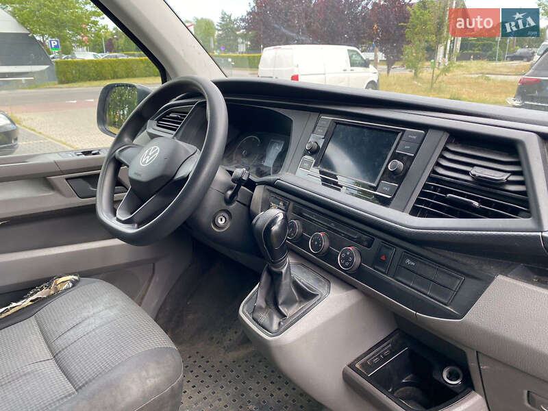 Грузовой фургон Volkswagen Transporter 2021 в Львове