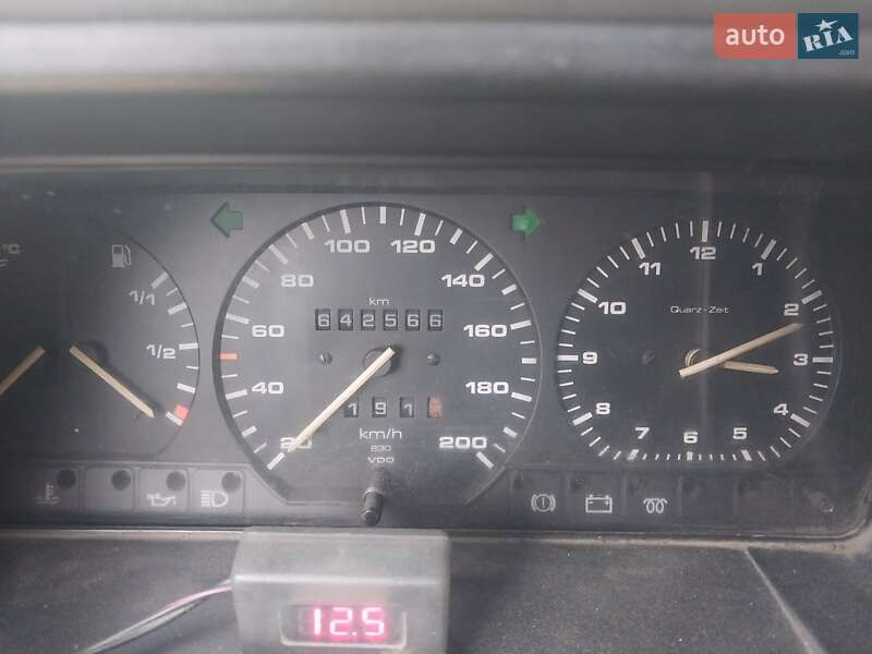 Грузовой фургон Volkswagen Transporter 1991 в Михновцах