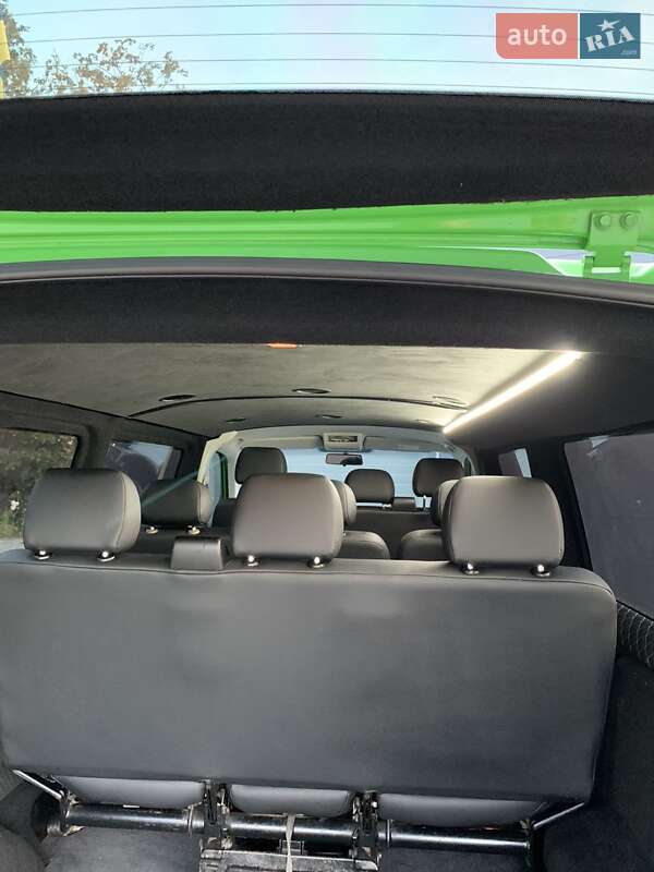 Минивэн Volkswagen Transporter 2015 в Ивано-Франковске