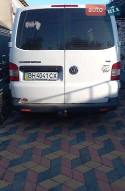 Минивэн Volkswagen Transporter 2011 в 