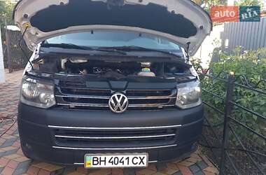 Минивэн Volkswagen Transporter 2011 в 
