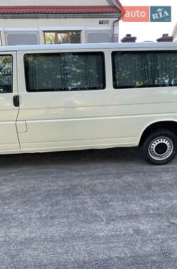 Минивэн Volkswagen Transporter 2000 в 