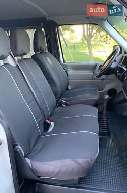 Минивэн Volkswagen Transporter 2000 в 