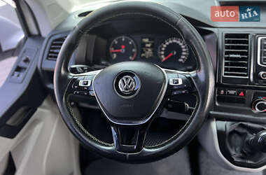 Грузовой фургон Volkswagen Transporter 2017 в 