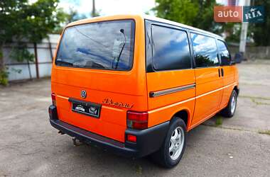 Минивэн Volkswagen Transporter 1997 в 