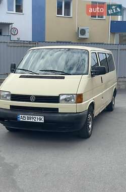 Минивэн Volkswagen Transporter 2000 в Виннице