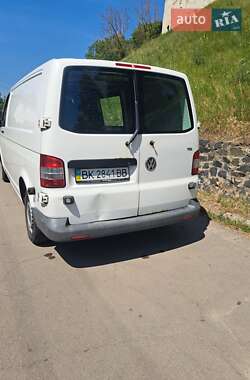 Грузовой фургон Volkswagen Transporter 2011 в 
