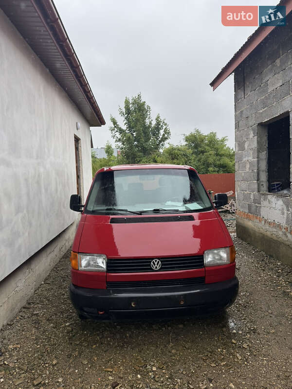Минивэн Volkswagen Transporter 1993 в Самборе