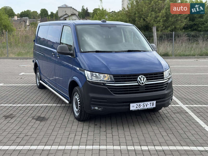 Грузовой фургон Volkswagen Transporter 2021 в Дубно