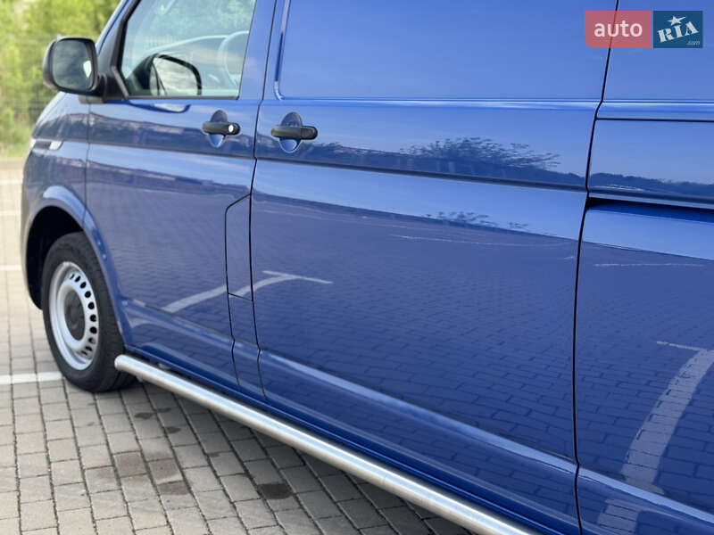 Грузовой фургон Volkswagen Transporter 2021 в Дубно