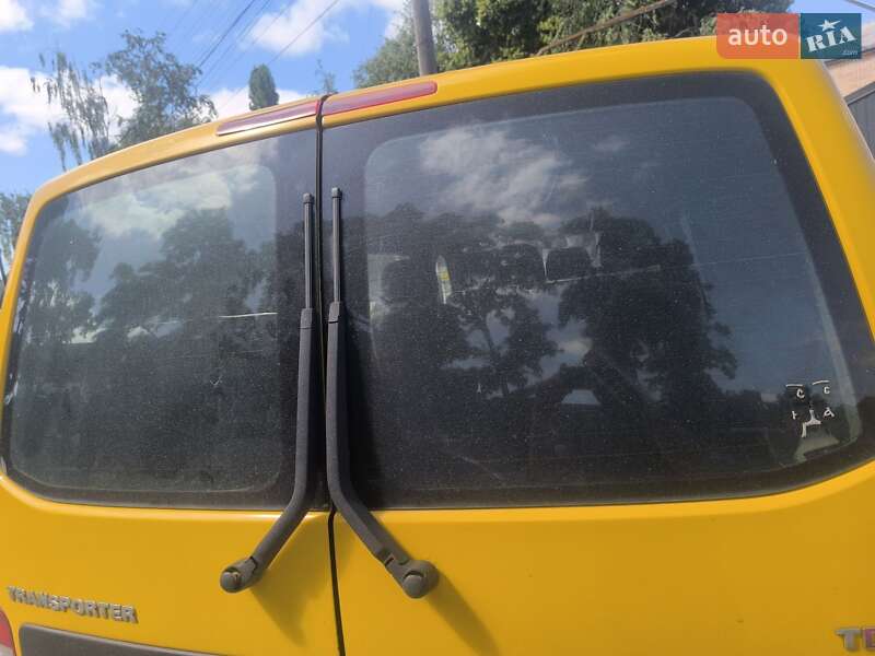 Минивэн Volkswagen Transporter 2004 в Переяславе
