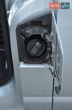 Минивэн Volkswagen Transporter 2010 в 