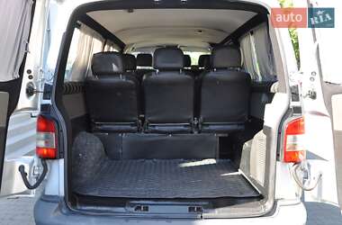 Минивэн Volkswagen Transporter 2010 в 