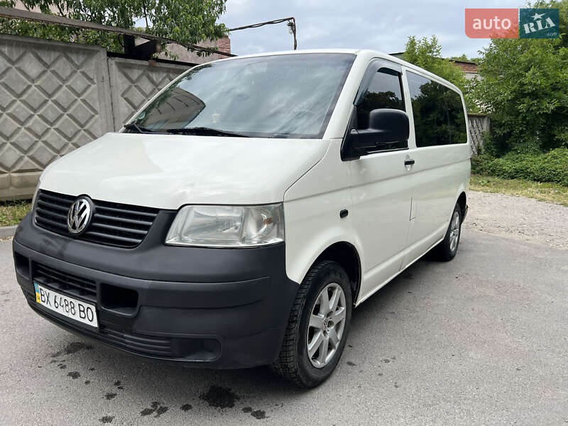Минивэн Volkswagen Transporter 2003 в Каменец-Подольском