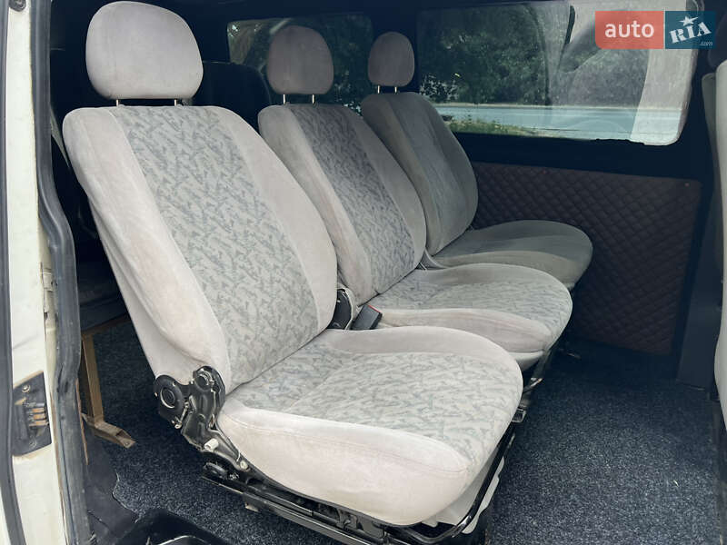 Минивэн Volkswagen Transporter 2003 в Каменец-Подольском