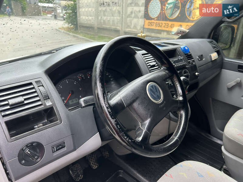 Минивэн Volkswagen Transporter 2003 в Каменец-Подольском
