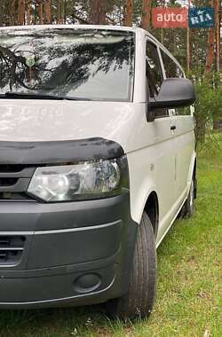 Минивэн Volkswagen Transporter 2015 в 