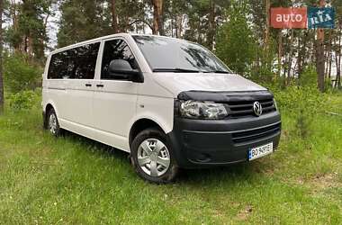 Минивэн Volkswagen Transporter 2015 в 