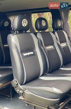 Минивэн Volkswagen Transporter 2015 в 