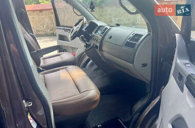 Минивэн Volkswagen Transporter 2013 в 