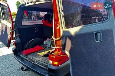 Минивэн Volkswagen Transporter 2000 в 